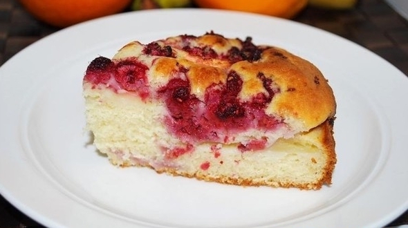 蘋果樹莓蛋糕