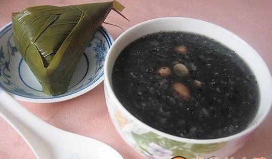 黑芝麻粽子粥