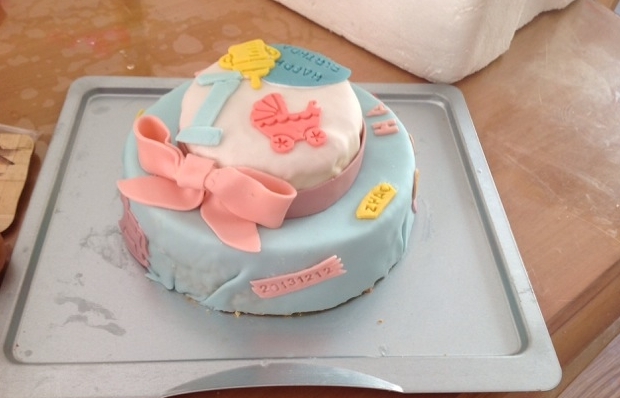 娃周歲的翻糖生日蛋糕