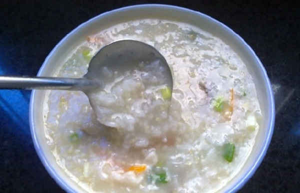 香蓮雞肉小米粥