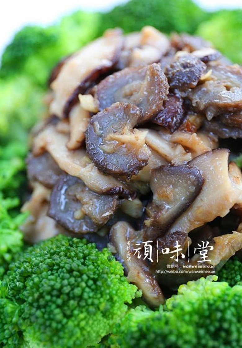 香菇蚝油燴海參
