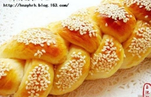 蜂蜜編花麵包