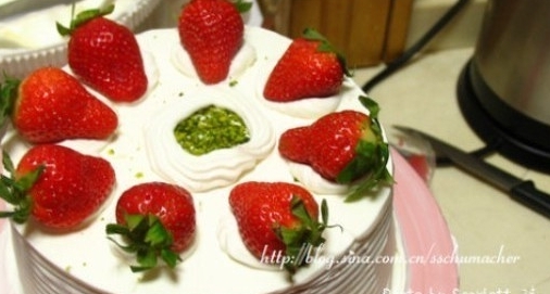 草莓海綿蛋糕