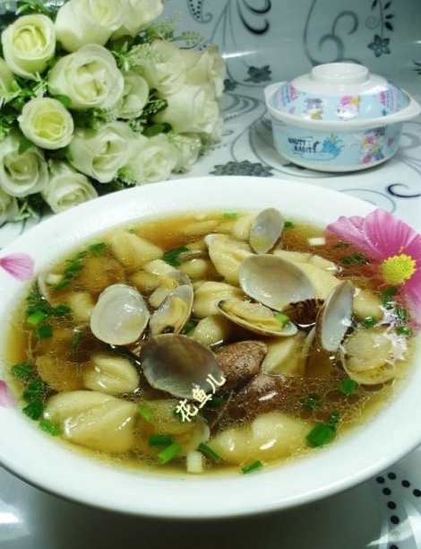 花蛤麵疙瘩湯
