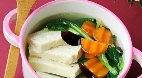 雞肉豆腐蔬菜湯