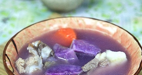 紫淮山豬骨湯