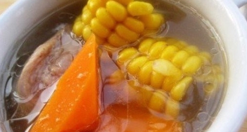 胡蘿蔔玉米大骨湯