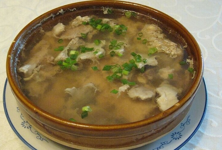 木耳冬菇瘦肉湯