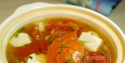 梭子蟹番茄豆腐湯