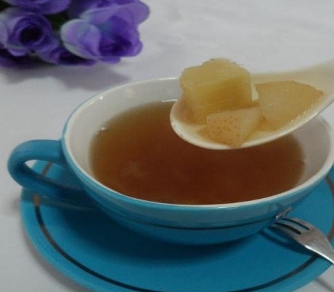 銀耳香梨甘蔗羅漢果蜂蜜茶