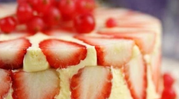 乳酪草莓蛋糕
