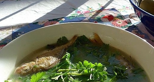 芥菜魚湯