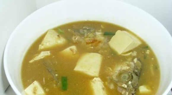 咖喱魚頭豆腐湯