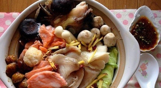 魚鮮菌菇煲