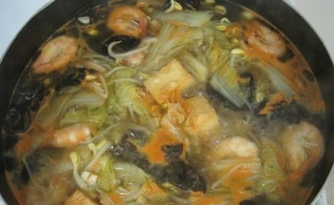 黃豆芽鮮蝦湯