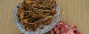 茶樹菇煲雞