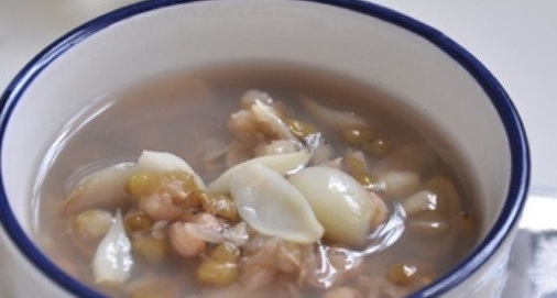 綠豆薏米百合湯