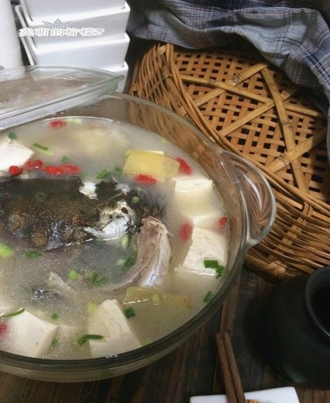 冬季食譜5魚頭豆腐濃湯