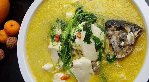 魚頭豆腐枸杞濃湯