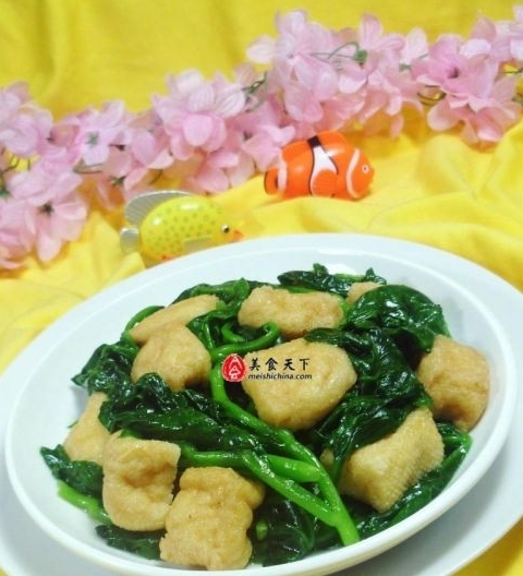 油豆腐炒木耳菜