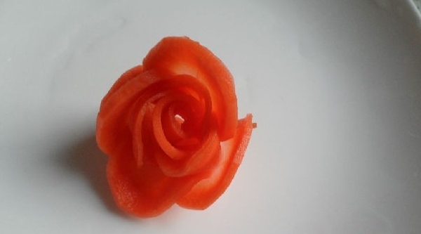 自製漂亮的胡蘿蔔花