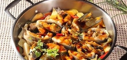 三汁燜鍋魚
