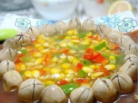 青紅黃椒炒草菇