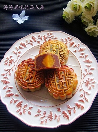 廣式蓮蓉月餅的家常做法