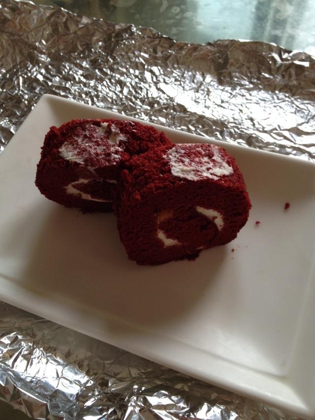 紅絲絨蛋糕卷的家常做法