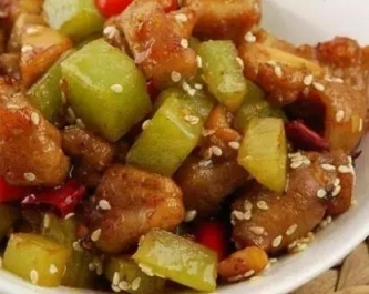 川香萵筍辣子雞的做法