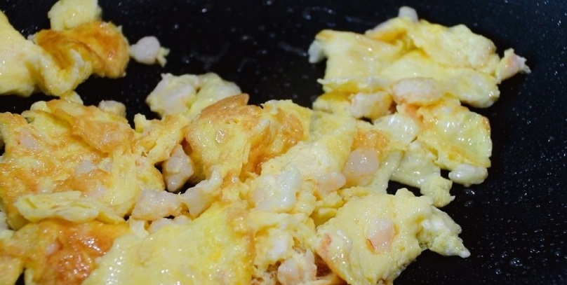蛤蜊鮮蝦雞蛋湯了，味道非常的鮮美，喜歡的朋友快試試吧
