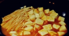 龍利魚豆腐煲，龍利魚豆腐煲的家常做法