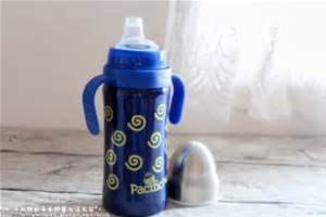 嬰兒可以喝水嗎