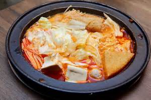 韓國泡麵煮火鍋