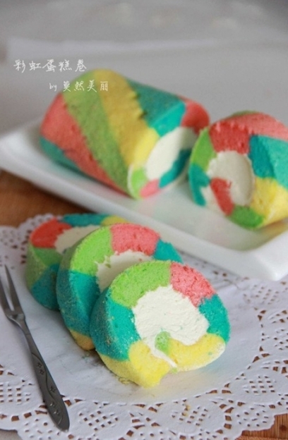 讓人心情愉悅的彩虹蛋糕卷