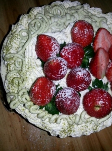 榴槤草莓芝士慕斯蛋糕