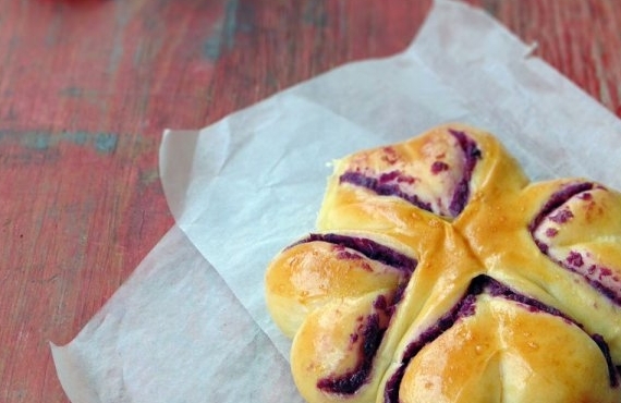 紫薯愛心麵包