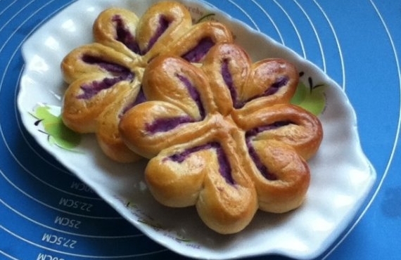 湯種紫薯四葉草麵包