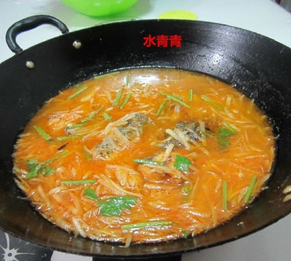 麻辣蘿蔔絲魚