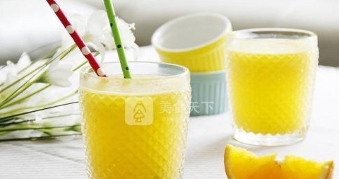鮮榨蜜梨香橙汁