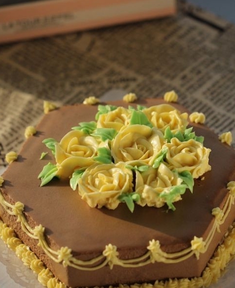 玫瑰花摩卡慕斯蛋糕