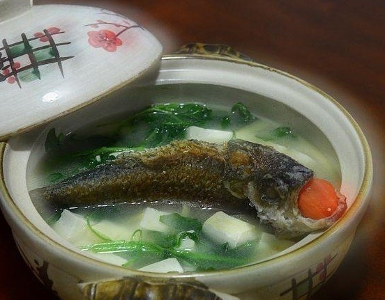 西洋菜豆腐煲魚湯