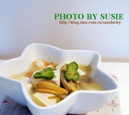 河蚌雪菜燉豆腐