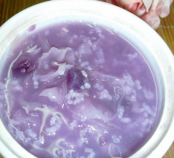 銀耳紫薯粥