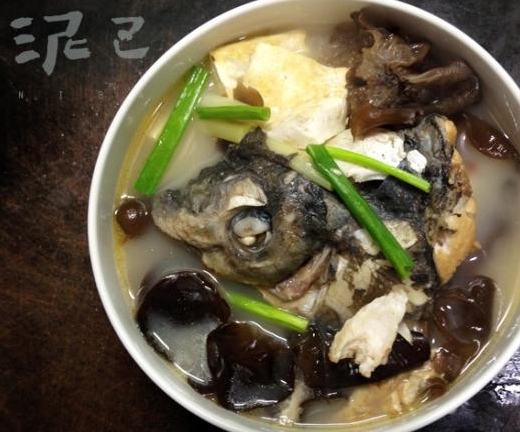 梅太廚房魚頭豆腐湯