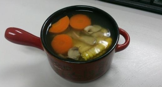 蘿蔔玉米蘑菇湯