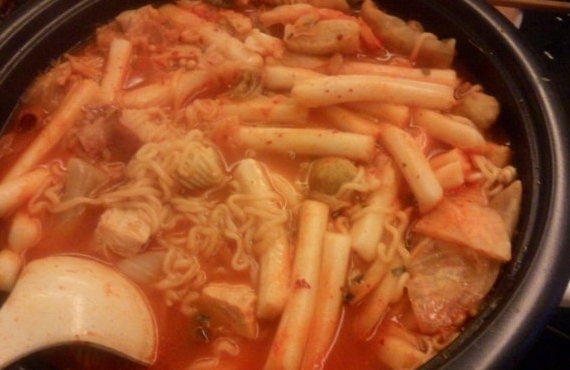 韓國泡菜年糕火鍋