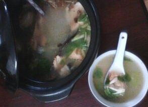 三文魚皮骨湯