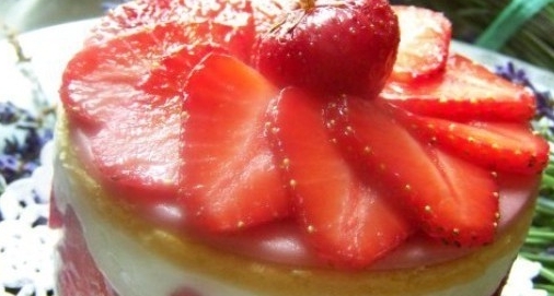 法式草莓乳酪蛋糕