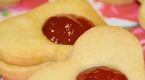 草莓乳酪夾心餅乾